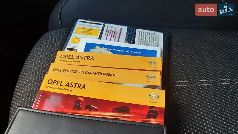 Седан Opel Astra 2012 в Богородчанах