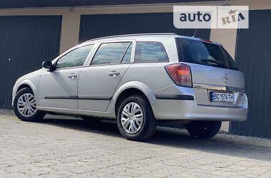 Універсал Opel Astra 2005 в Самборі