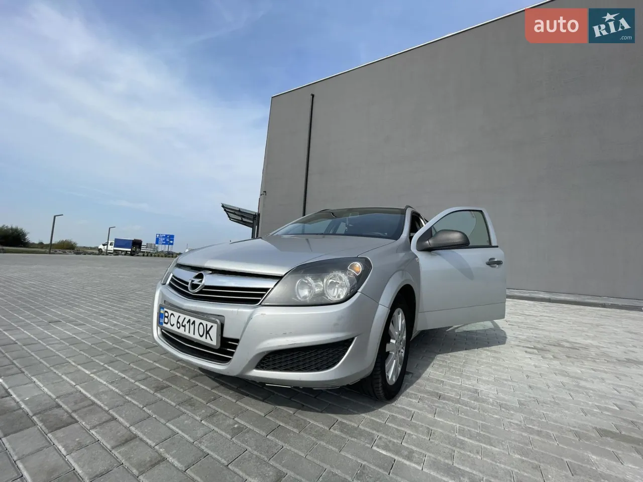 2011 Opel Astra - мініатюра 30