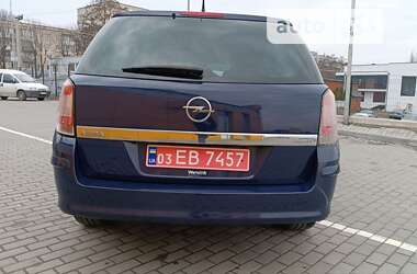 Универсал Opel Astra 2007 в Ровно