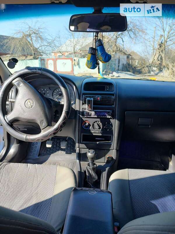 Седан Opel Astra 2008 в Хмельнике