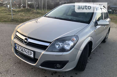 Хэтчбек Opel Astra 2005 в Косове