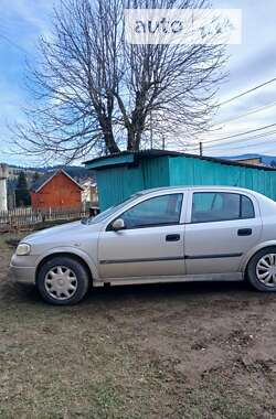 Седан Opel Astra 2003 в Ивано-Франковске