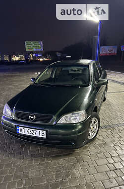 Седан Opel Astra 2003 в Ивано-Франковске