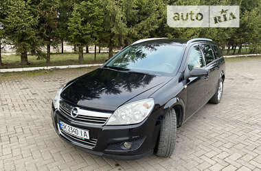 Универсал Opel Astra 2008 в Ровно
