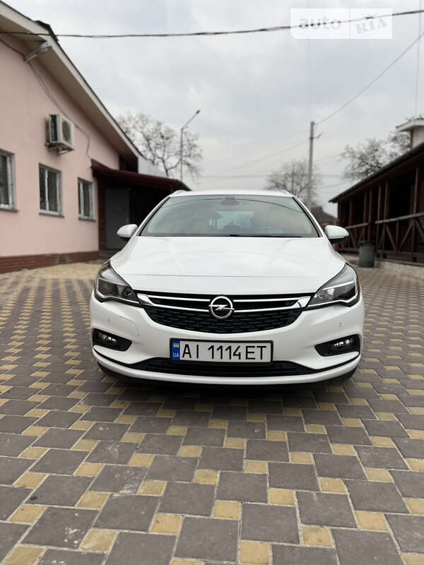 Универсал Opel Astra 2016 в Борисполе