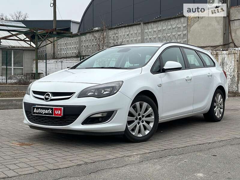 Универсал Opel Astra 2012 в Киеве