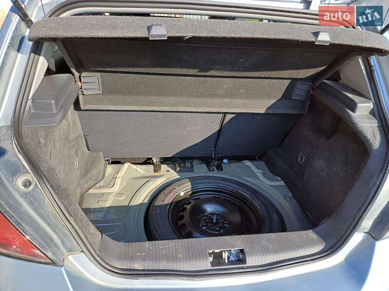 Хэтчбек Opel Astra 2008 в Хмельницком