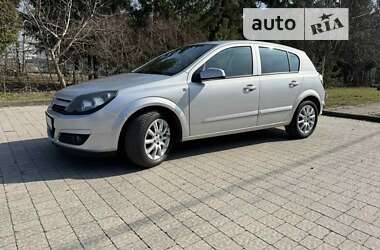 Хетчбек Opel Astra 2004 в Рівному