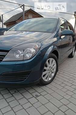 Универсал Opel Astra 2006 в Жмеринке