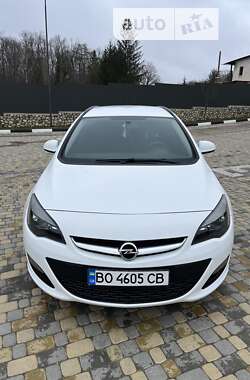 Универсал Opel Astra 2014 в Копычинце