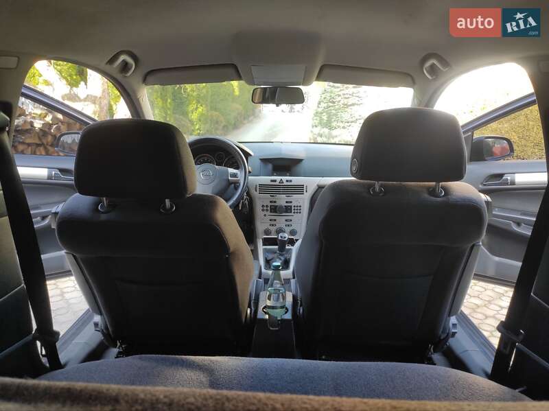 Хэтчбек Opel Astra 2007 в Львове фото 31 Хэтчбек Opel Astra 2007 в Львове