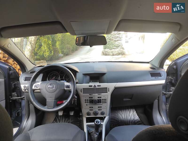 Хэтчбек Opel Astra 2007 в Львове фото 39 Хэтчбек Opel Astra 2007 в Львове