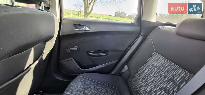 Универсал Opel Astra 2013 в Дрогобыче фото 16 Универсал Opel Astra 2013 в Дрогобыче