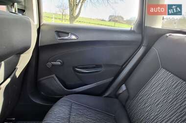 Универсал Opel Astra 2013 в 