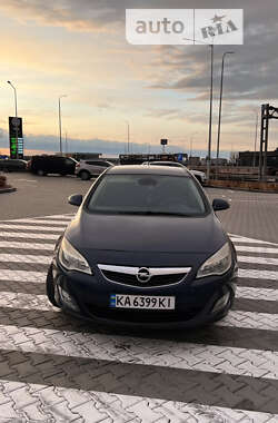 Хетчбек Opel Astra 2010 в Житомирі