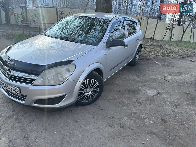 Хэтчбек Opel Astra 2008 в Одессе фото 2 Хэтчбек Opel Astra 2008 в Одессе