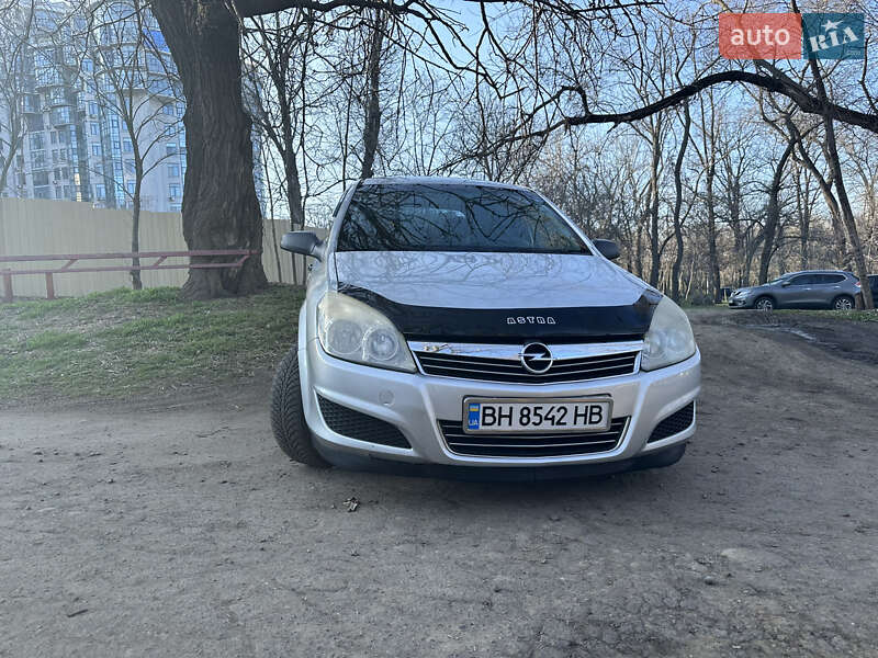 Opel Astra 2008