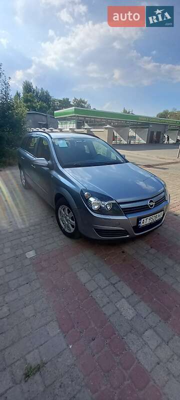 Универсал Opel Astra 2004 в Надворной