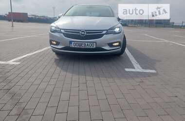 Універсал Opel Astra 2017 в Одесі