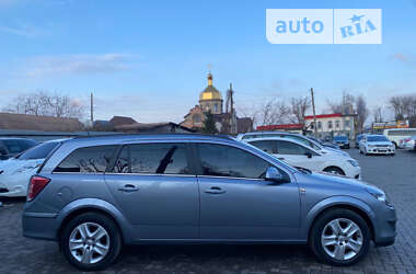 Универсал Opel Astra 2010 в Кривом Роге