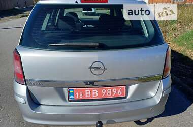 Универсал Opel Astra 2009 в Львове