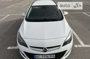 Универсал Opel Astra 2014 в Софиевской Борщаговке