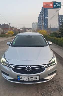 Универсал Opel Astra 2018 в Луцке