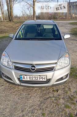 Универсал Opel Astra 2007 в Обухове