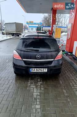 Хетчбек Opel Astra 2004 в Кропивницькому