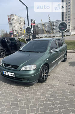 Хэтчбек Opel Astra 2000 в Харькове