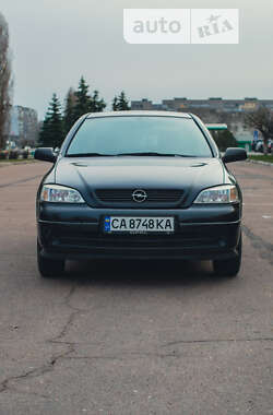 Седан Opel Astra 2008 в Черкассах