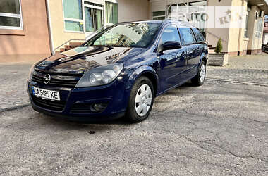 Універсал Opel Astra 2004 в Черкасах