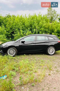 Универсал Opel Astra 2016 в 