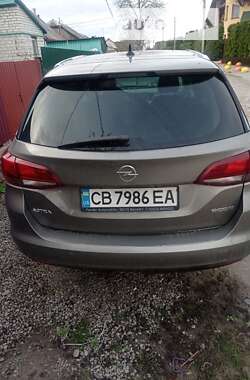 Универсал Opel Astra 2016 в Коростышеве