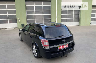 Універсал Opel Astra 2008 в Мостиській