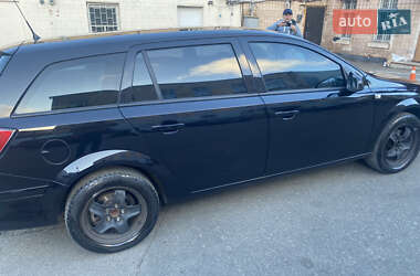 Универсал Opel Astra 2011 в 