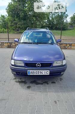 Универсал Opel Astra 1995 в Могилев-Подольске