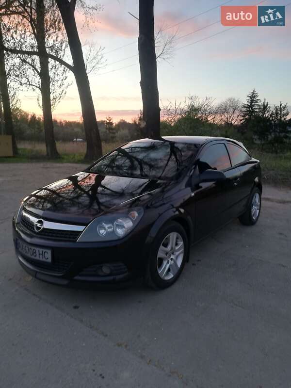 Хэтчбек Opel Astra 2008 в Балаклее