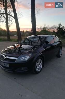 Хэтчбек Opel Astra 2008 в 