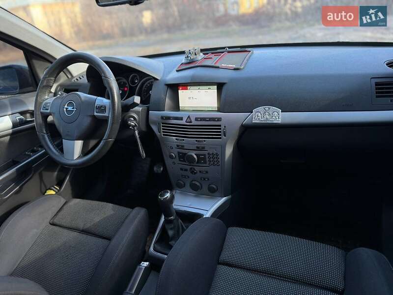 Универсал Opel Astra 2007 в Львове