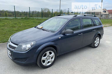 Универсал Opel Astra 2009 в Звягеле