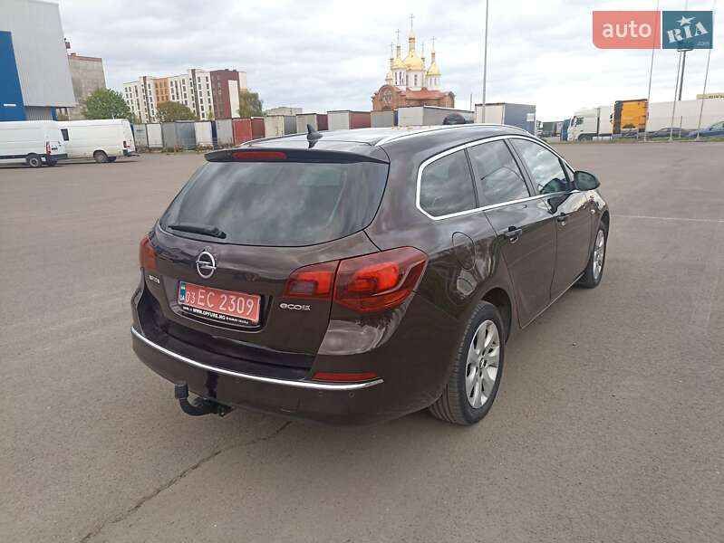 Универсал Opel Astra 2014 в Ковеле