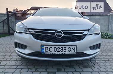 Универсал Opel Astra 2016 в Радехове