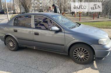 Седан Opel Astra 2007 в Южноукраинске