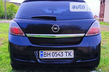 Хетчбек Opel Astra 2008 в Роздільній