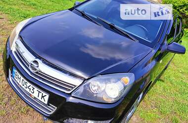 Хетчбек Opel Astra 2008 в Роздільній