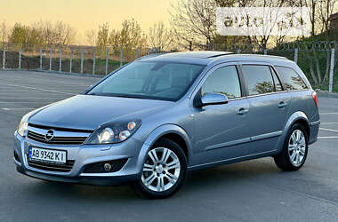 Универсал Opel Astra 2009 в Виннице