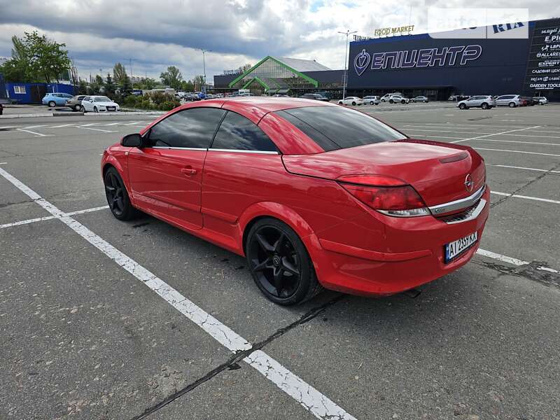 Кабриолет Opel Astra 2008 в Киеве