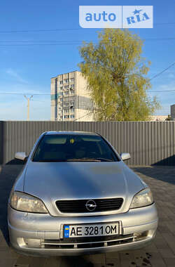 Седан Opel Astra 2004 в Павлограде